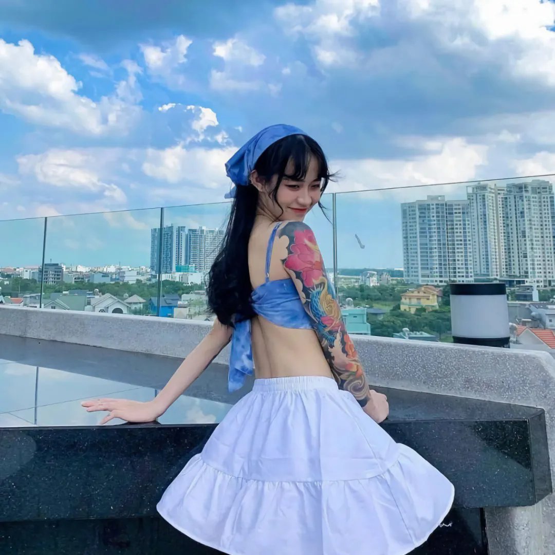 小孩好黑